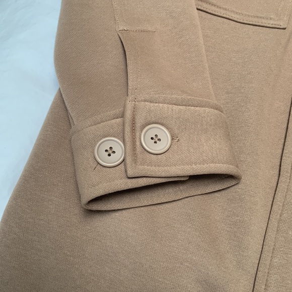 Brand new shacket. Just not my colour. - Picture 4 of 4